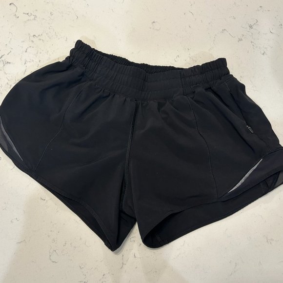 lululemon Hotty Hot Low-Rise Lined Short 4" - Picture 4 of 6